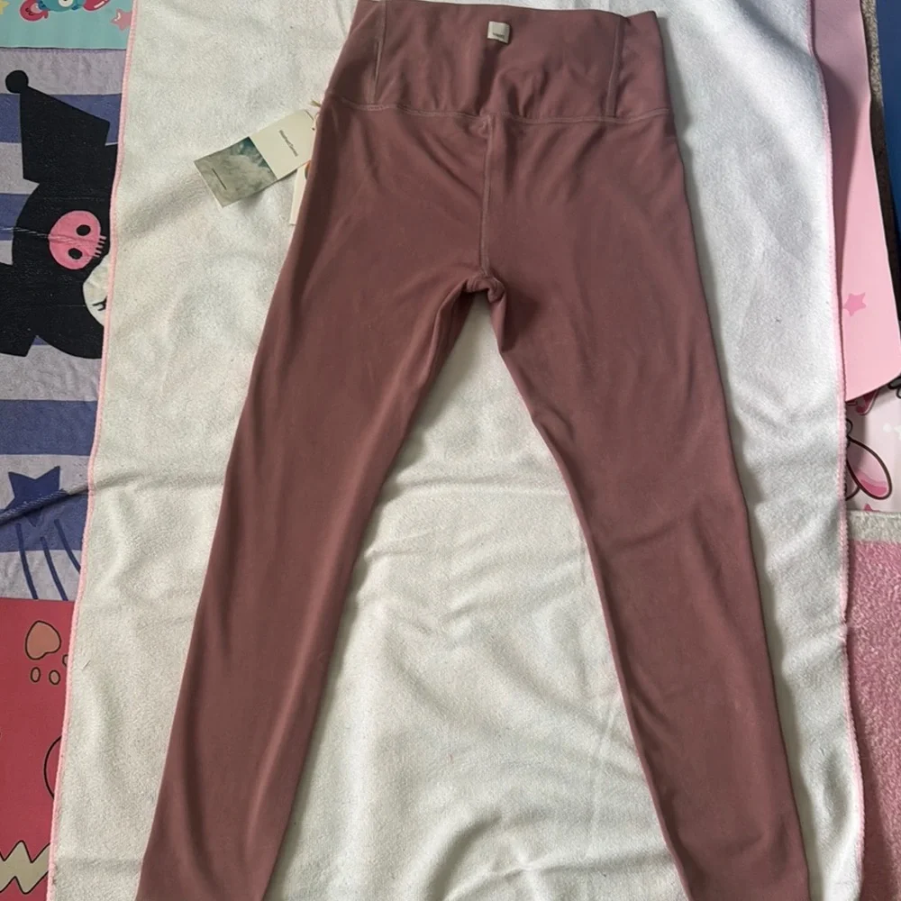 Vuori Washed Studio Legging *NWT M - Picture 5 of 8